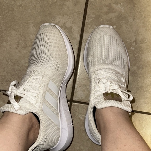 adidas swift run shoes - Picture 6 of 6